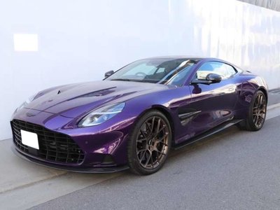 ASTON MARTIN VANQUISH - 1