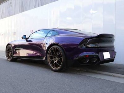 ASTON MARTIN VANQUISH - 6