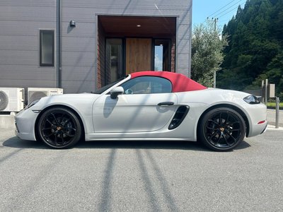 PORSCHE 718 BOXSTER - 5