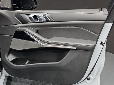 2026 BMW X5 — миниатюра 27