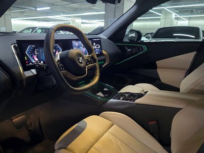 صورة 8 لـ 2025 BMW X3