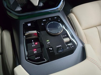 صورة 9 لـ 2025 BMW X3