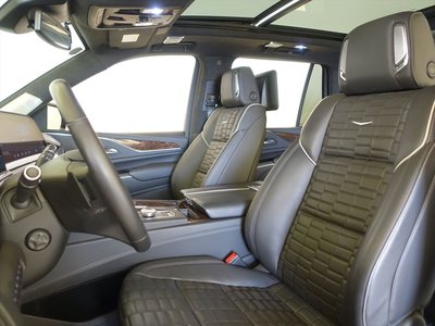 صورة مصغرة 18 لـ 2022 Cadillac ESCALADE