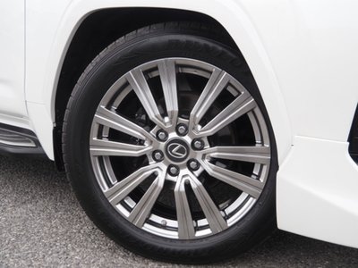 صورة مصغرة 17 لـ 2022 Lexus LX