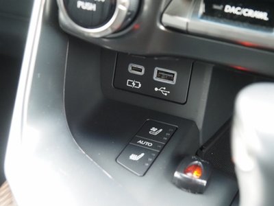 صورة مصغرة 61 لـ 2022 Lexus LX