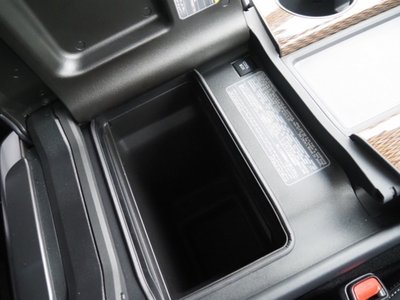 صورة مصغرة 62 لـ 2022 Lexus LX