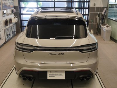 PORSCHE MACAN - 5