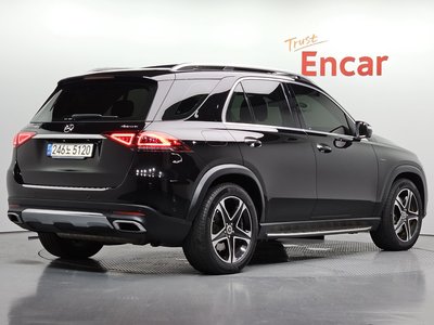 2021 Mercedes-BENZ GLE — фото 4