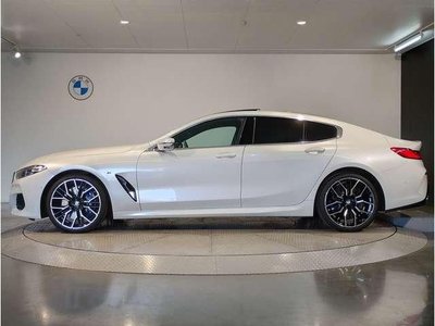 BMW 8 SERIES - 6