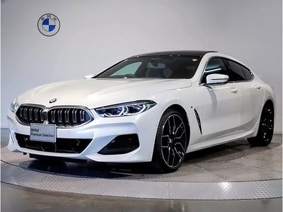 BMW 8 SERIES - 1
