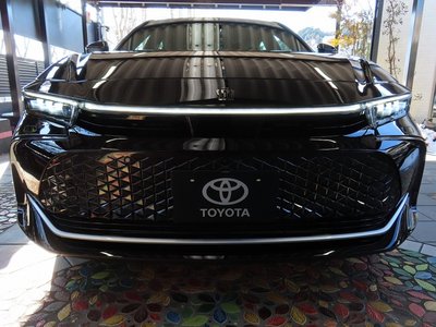 TOYOTA CROWN CROSSOVER - 10