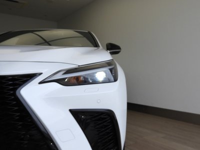 صورة 6 لـ 2023 Lexus NX
