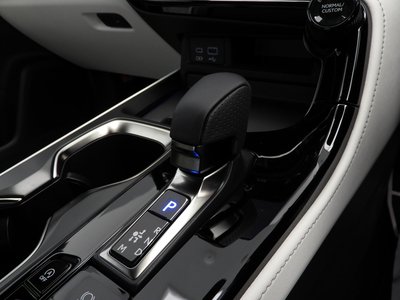 2023 Lexus NX thumbnail 16