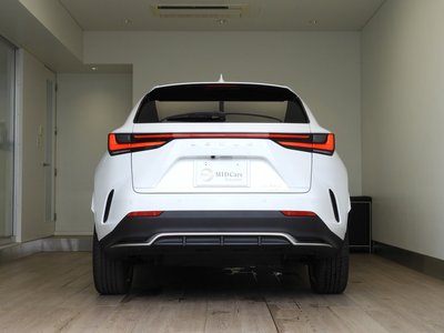 صورة 3 لـ 2023 Lexus NX