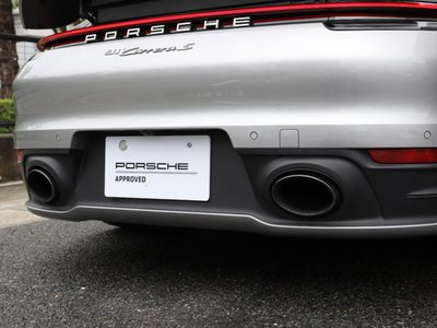 PORSCHE 911 - 8
