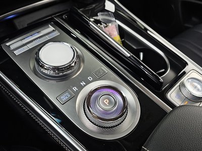 2023 Genesis GV80 thumbnail 12