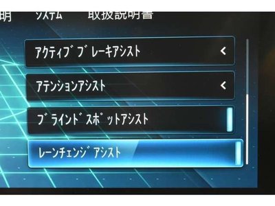 MERCEDES-BENZ GLB - 6