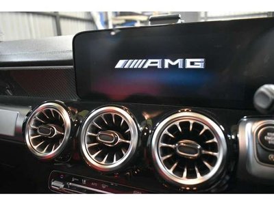 MERCEDES-BENZ GLB - 10