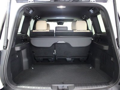 2026 Lexus GX — миниатюра 23