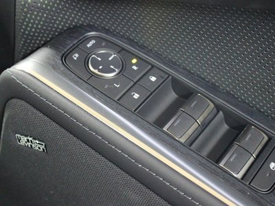 2026 Lexus GX — миниатюра 40
