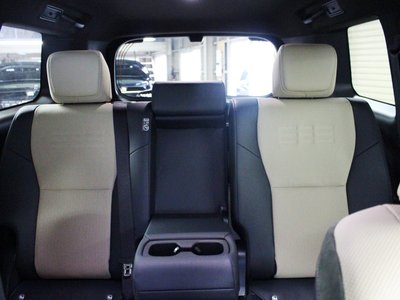 2026 Lexus GX — миниатюра 21