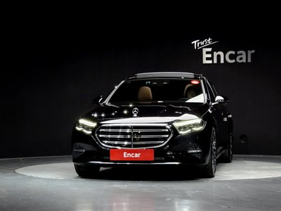 MERCEDES-BENZ E-CLASS - 2