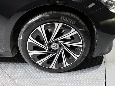 MERCEDES-BENZ E-CLASS - 6