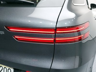 2022 Genesis GV70 photo 10