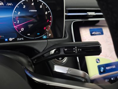 2025 Mercedes-BENZ E-CLASS — миниатюра 12