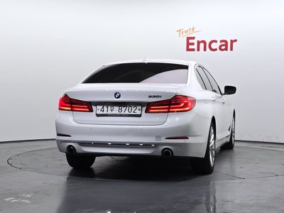 2018 BMW 5 SERIES 照片 3