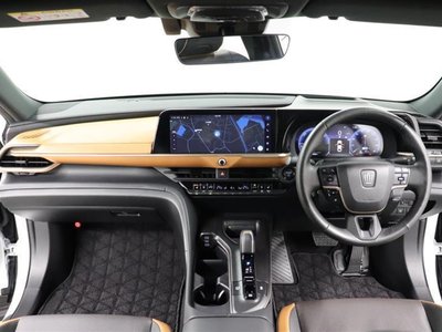 TOYOTA CROWN CROSSOVER - 6