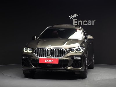 2021 BMW X6 photo 2