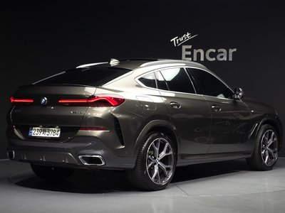 2021 BMW X6 photo 4