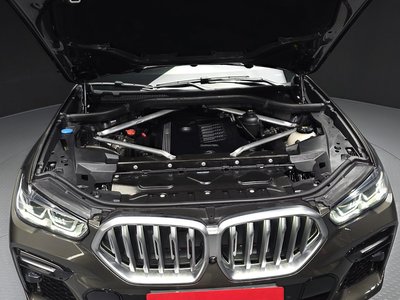 2021 BMW X6 photo 7