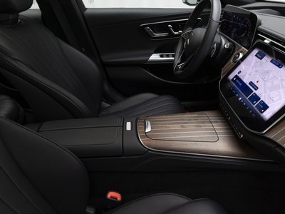 MERCEDES-BENZ E-CLASS - 9