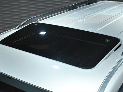 TOYOTA LAND CRUISER PRADO - 9