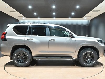 TOYOTA LAND CRUISER PRADO - 6