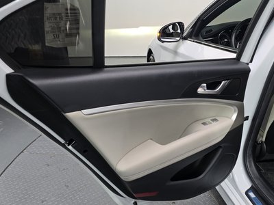2022 Genesis THE NEW G70 SHOOTING BRAKE thumbnail 15