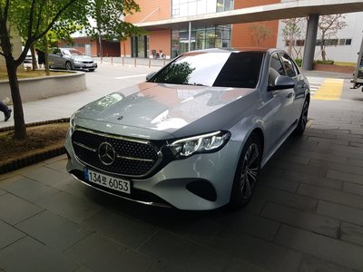 صورة 1 لـ 2024 Mercedes-BENZ E-CLASS