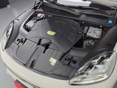 PORSCHE CAYENNE - 7