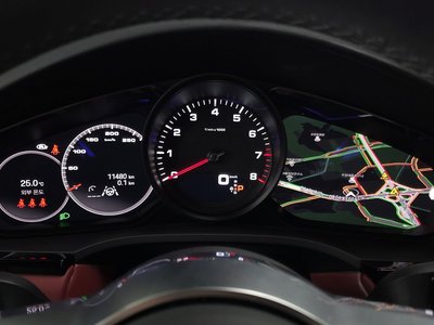 PORSCHE CAYENNE - 8