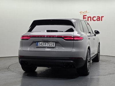 PORSCHE CAYENNE - 3