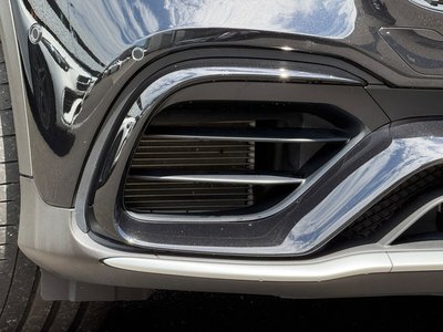 MERCEDES-BENZ GLC AMG - 10