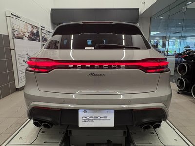 PORSCHE MACAN - 4