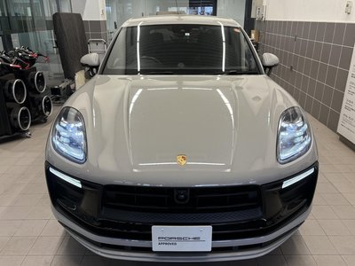 PORSCHE MACAN - 3