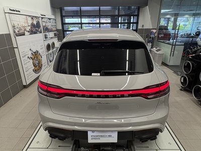 PORSCHE MACAN - 5