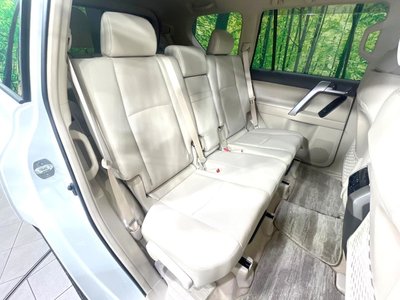 TOYOTA LAND CRUISER PRADO - 9