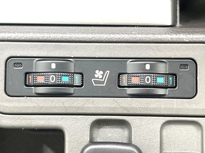 TOYOTA LAND CRUISER PRADO - 7