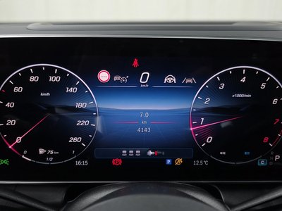 MERCEDES-BENZ GLC - 8