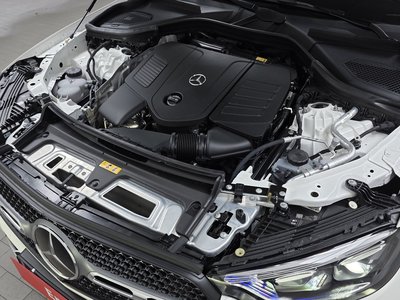 MERCEDES-BENZ GLC - 7